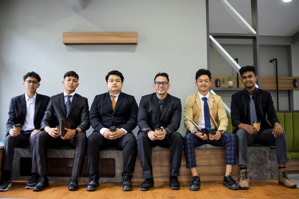 適職や向いている仕事が様々なタイプの６人の男性